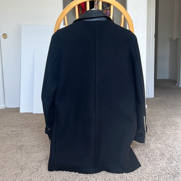 Zara Wool and Lambskin Coat - Picture 4 of 4